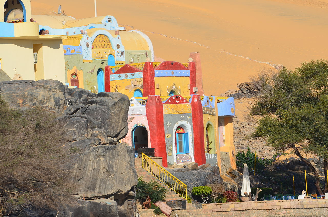 افضل فنادق غرب سهيل اسوان