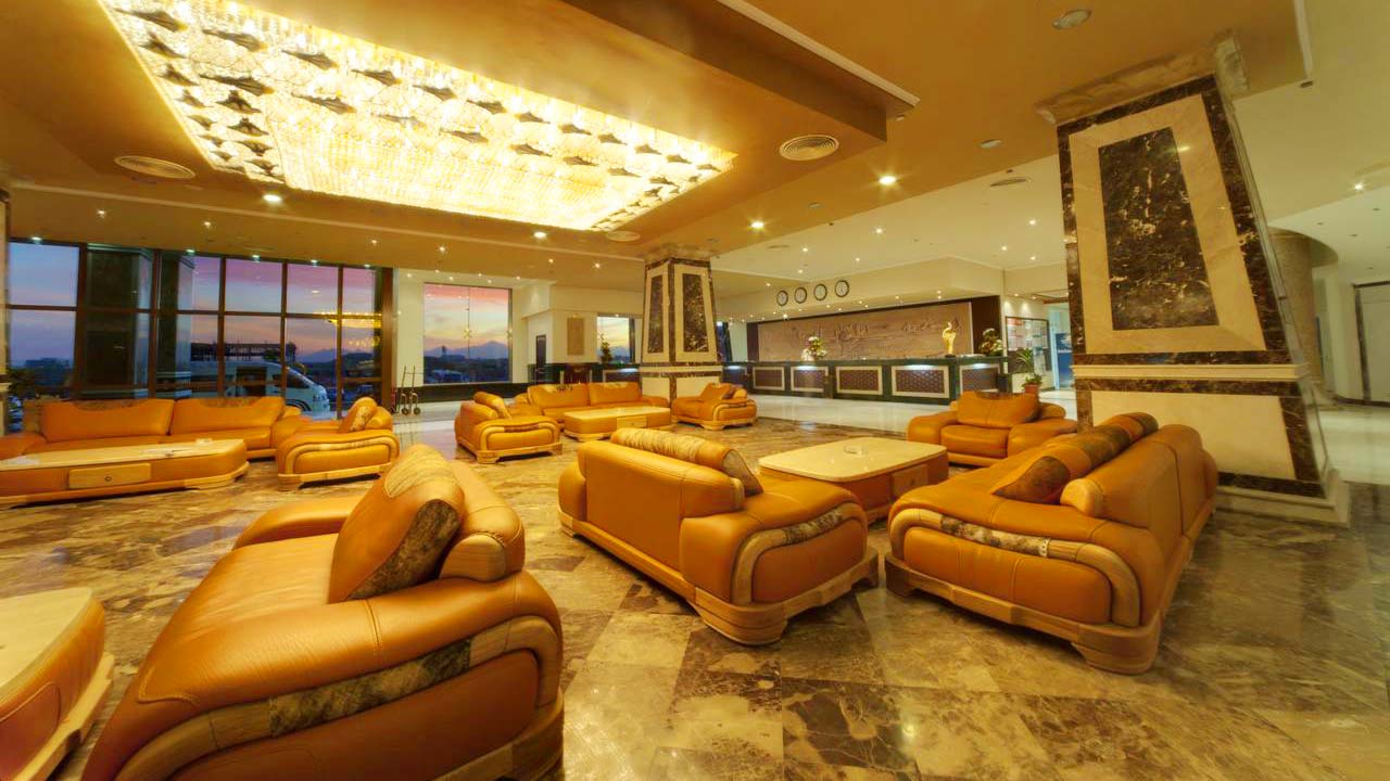 AMC رويال 7